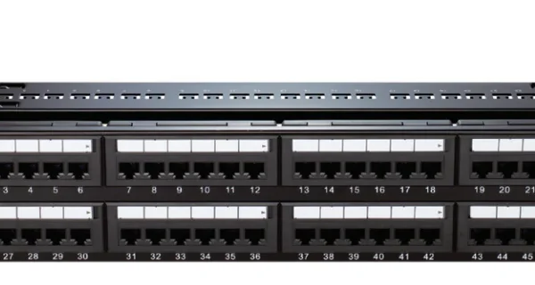 D-link 48 Port Cat 6